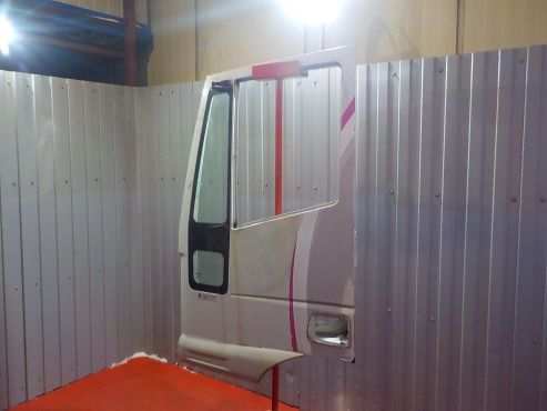 Дверь левая IVECO Eurocargo