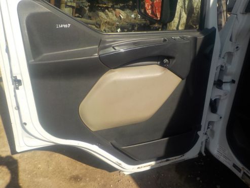 Обшивка двери Renault Premium